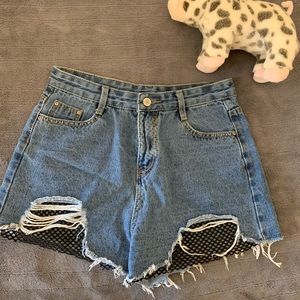 Pre-loved. High waist Sexy shorts